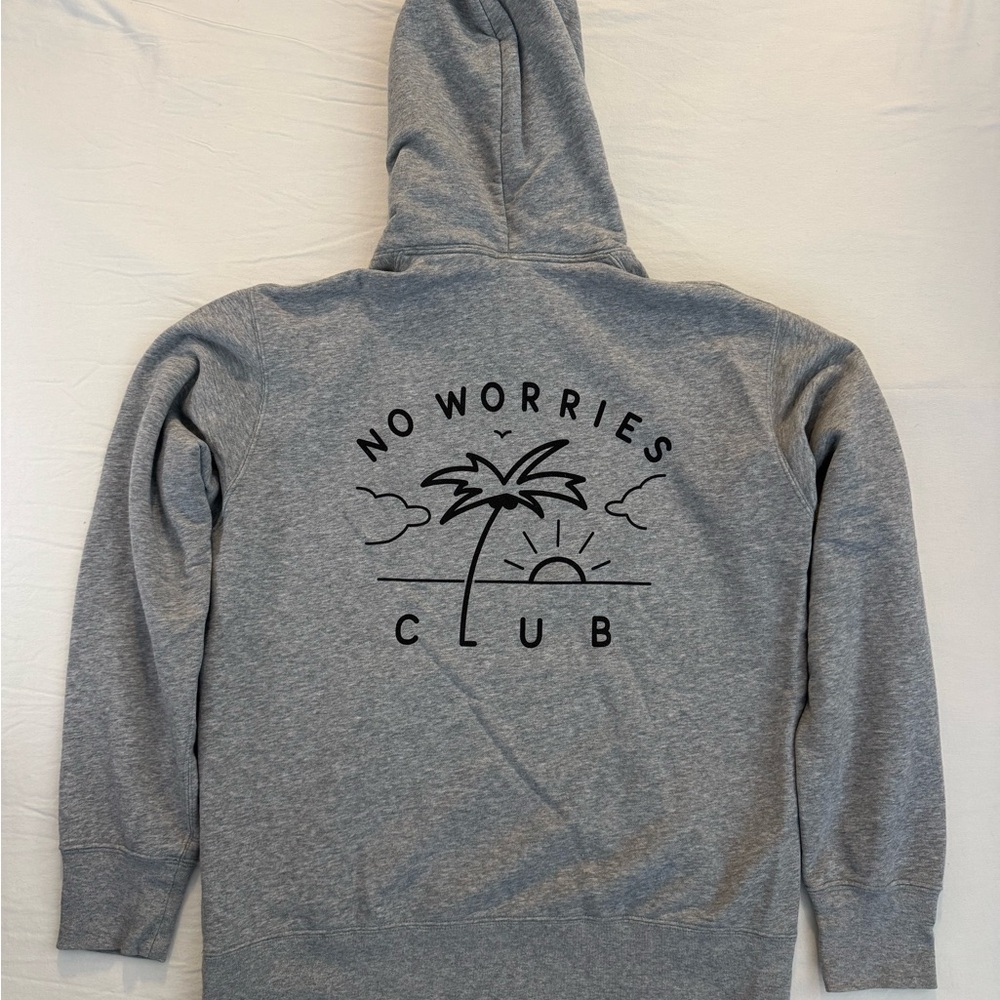 Gray 'No Worries Club' Hoodie